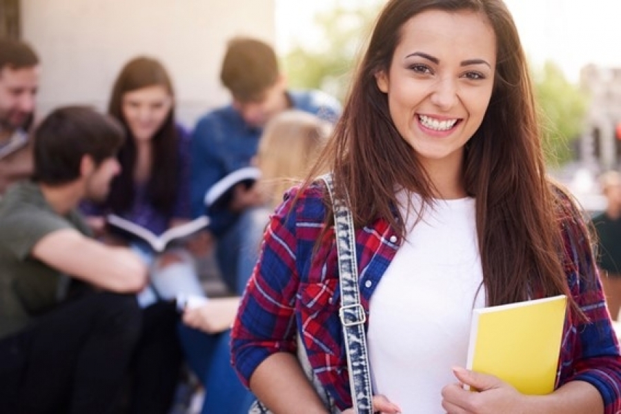 Pensando em investir numa faculdade à venda? Veja 7 dicas para fazer um bom negócio