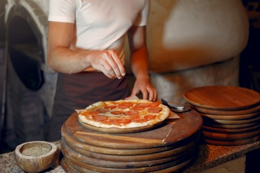 Vale a pena pedir ajuda de um consultor de negócios para vender pizzaria?