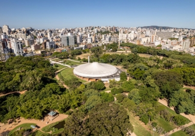 Franquias à venda em Porto Alegre-RS: O que preciso saber para investir? 