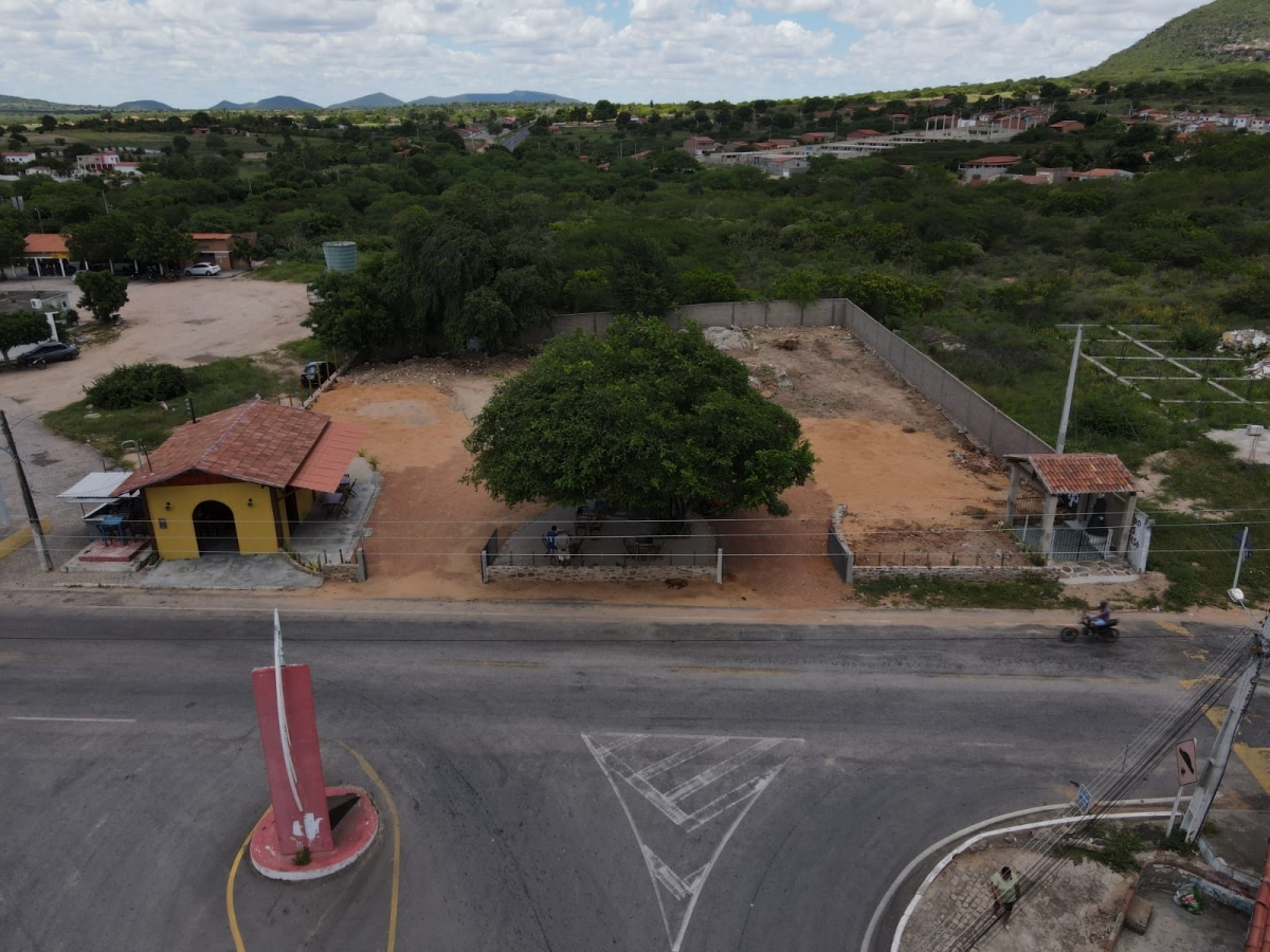 Ponto de apoio e lanchonete para receptivo Turístico  no Portal dos Cannyos do Rio São Francisco