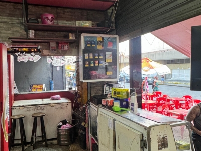 Quiosque em Madureira ao lado do shopping e em frente ao parque 