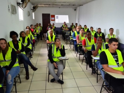 ESCOLA ESPECIALIZADA DE SEGURANÇA