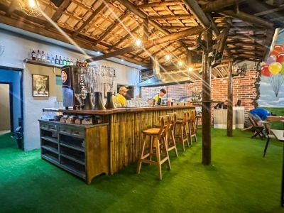 Bar tipo Pub incrementado e Hamburgueria em Osasco