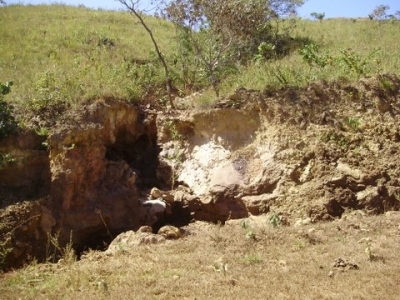 JAZIDA A VENDA DE MANGANES EM GOIAS-   R$ 12 MILHÕES DE REAIS.